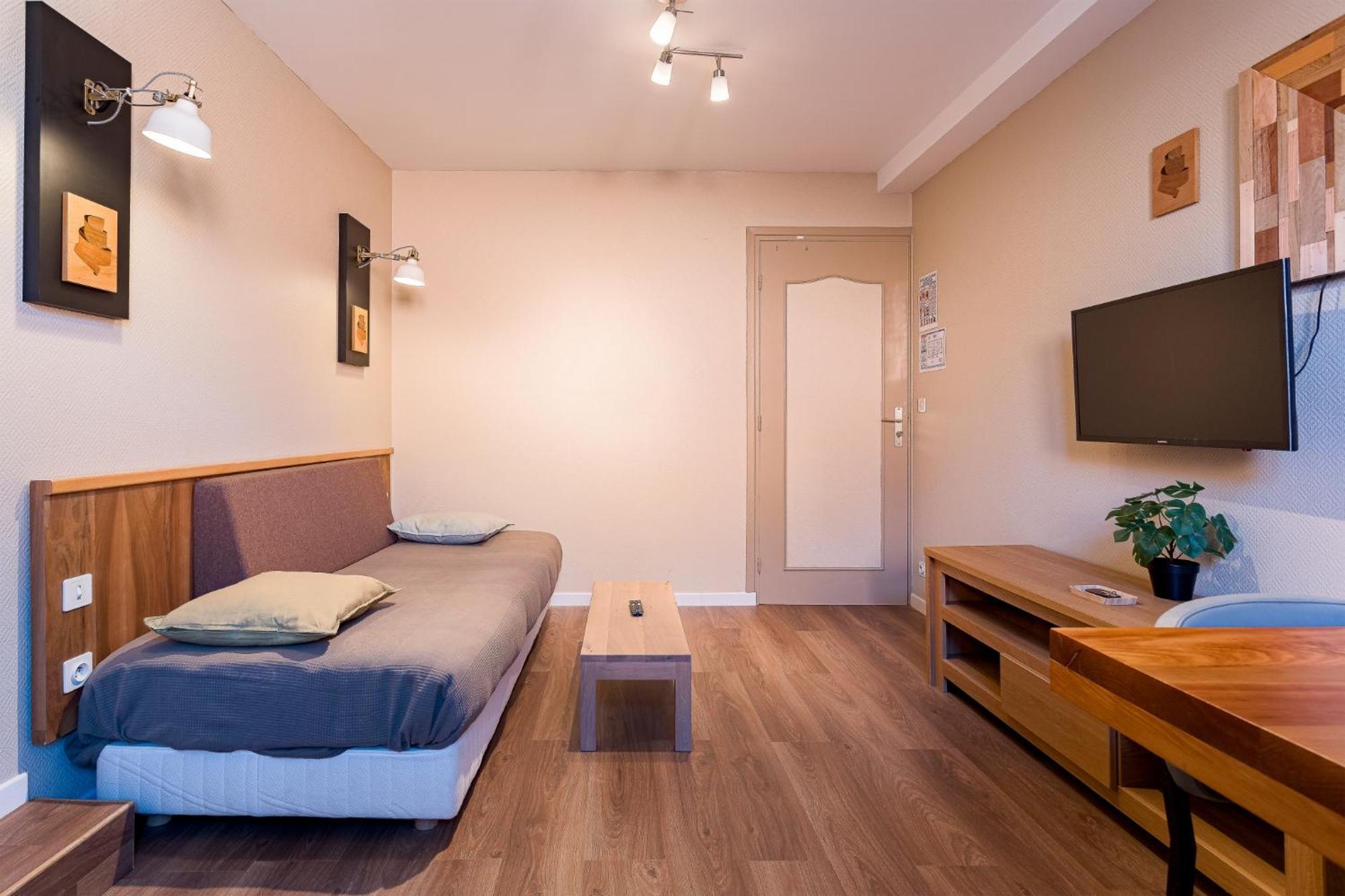 Residence L'Atelier Ennezat Экстерьер фото