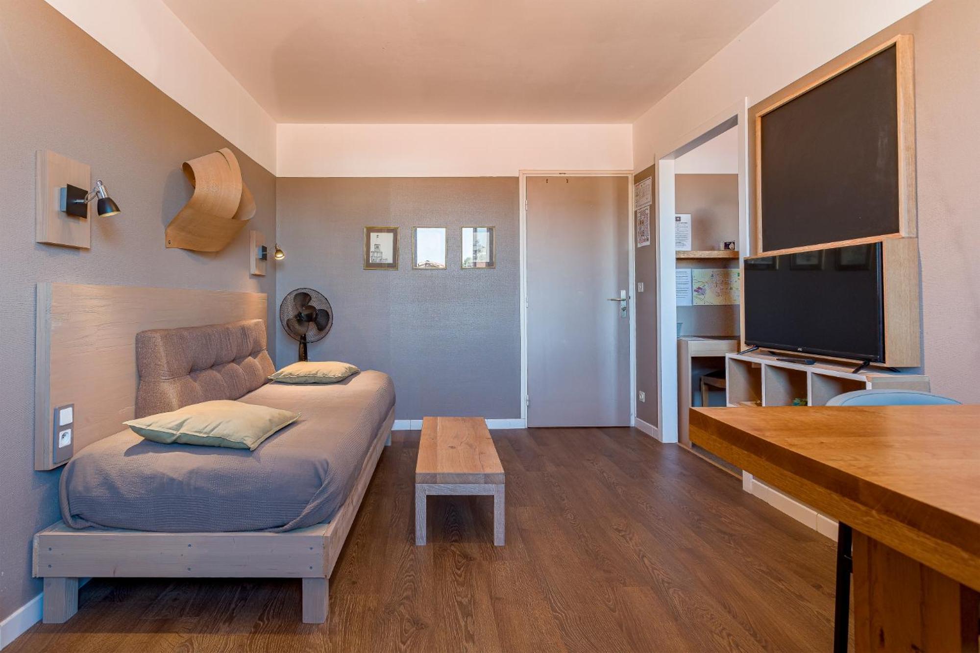 Residence L'Atelier Ennezat Экстерьер фото